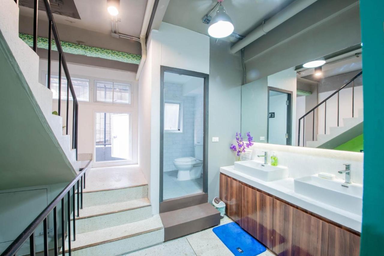 Elixir Hostel Bangkok Esterno foto
